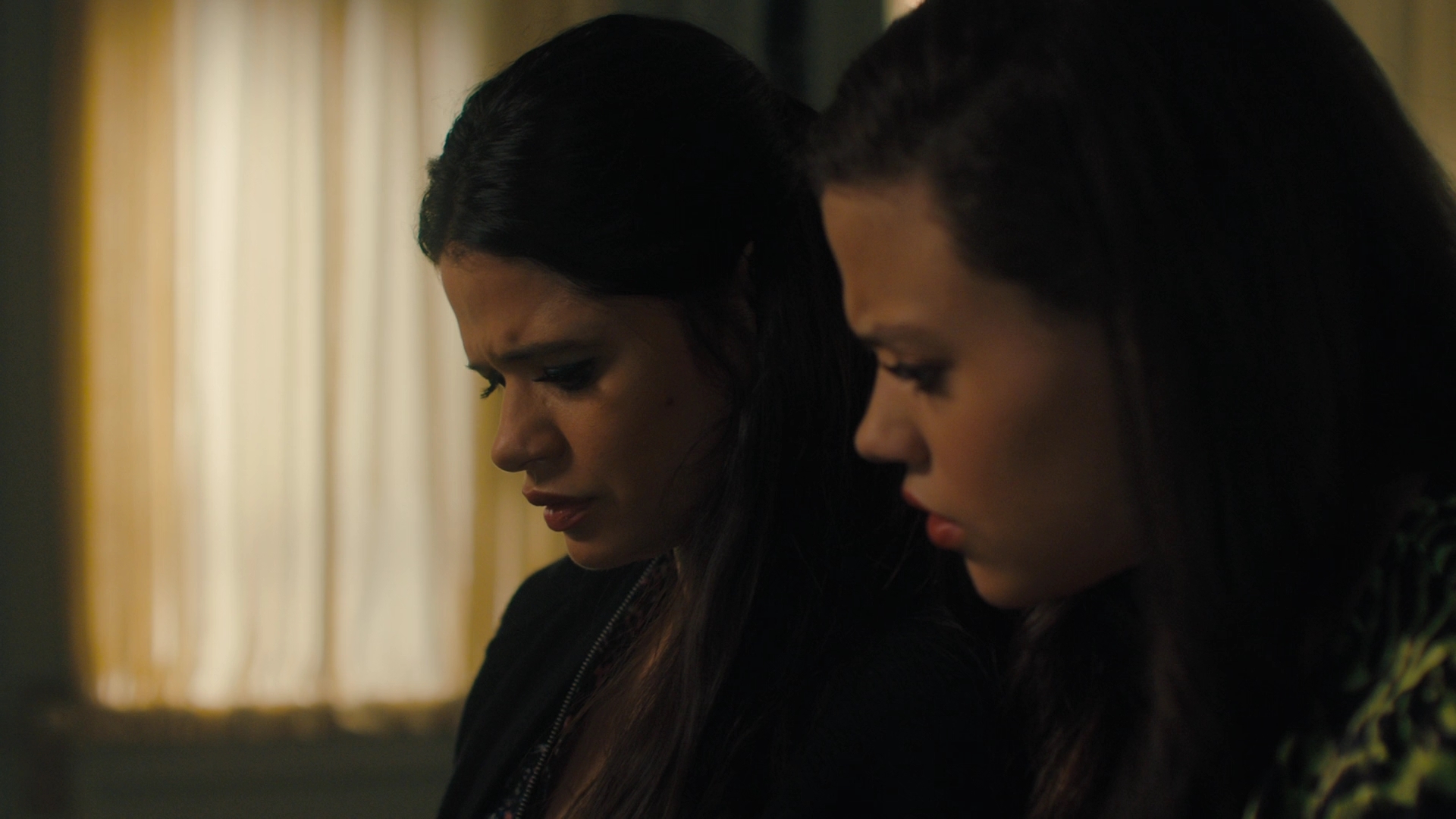 Charmed-Online-dot-nl_2x05TheTruthAboutCatsAndDogs02046.jpg