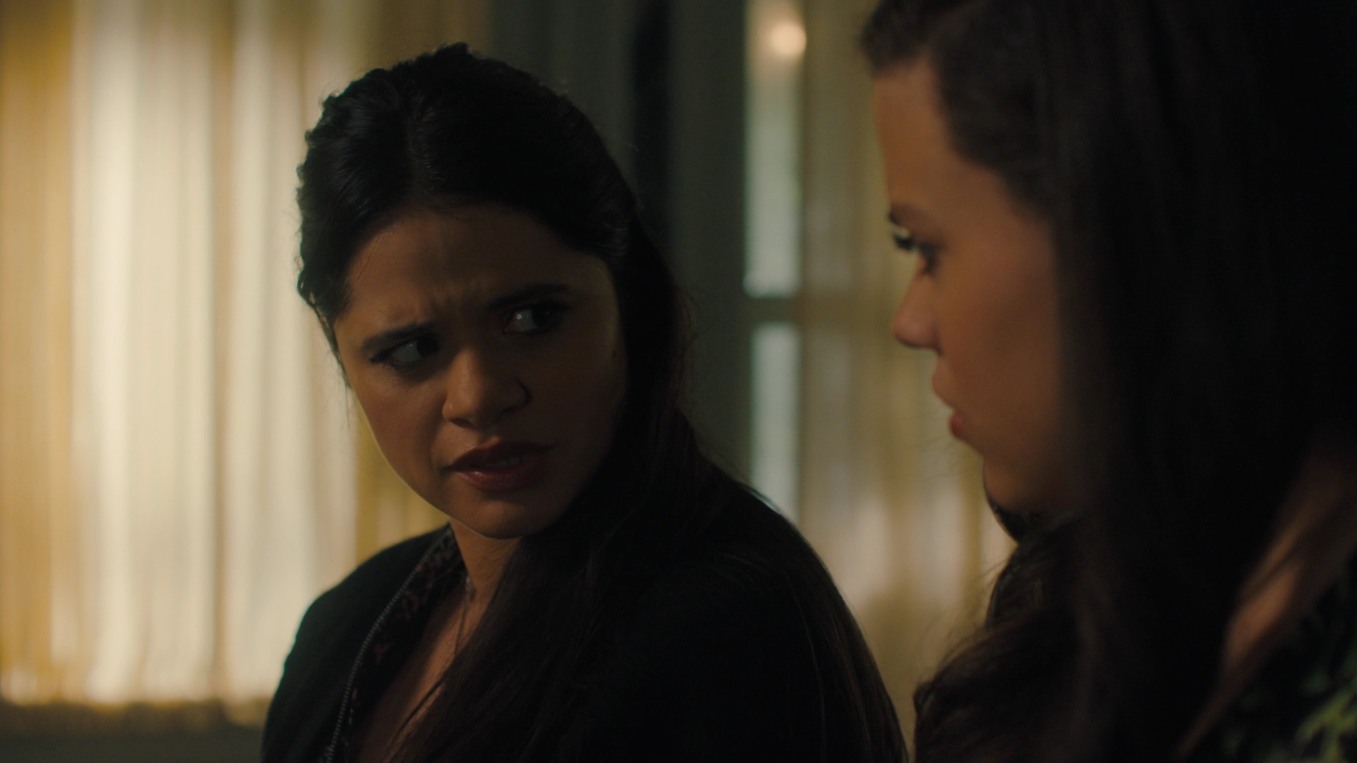 Charmed-Online-dot-nl_2x05TheTruthAboutCatsAndDogs02049.jpg