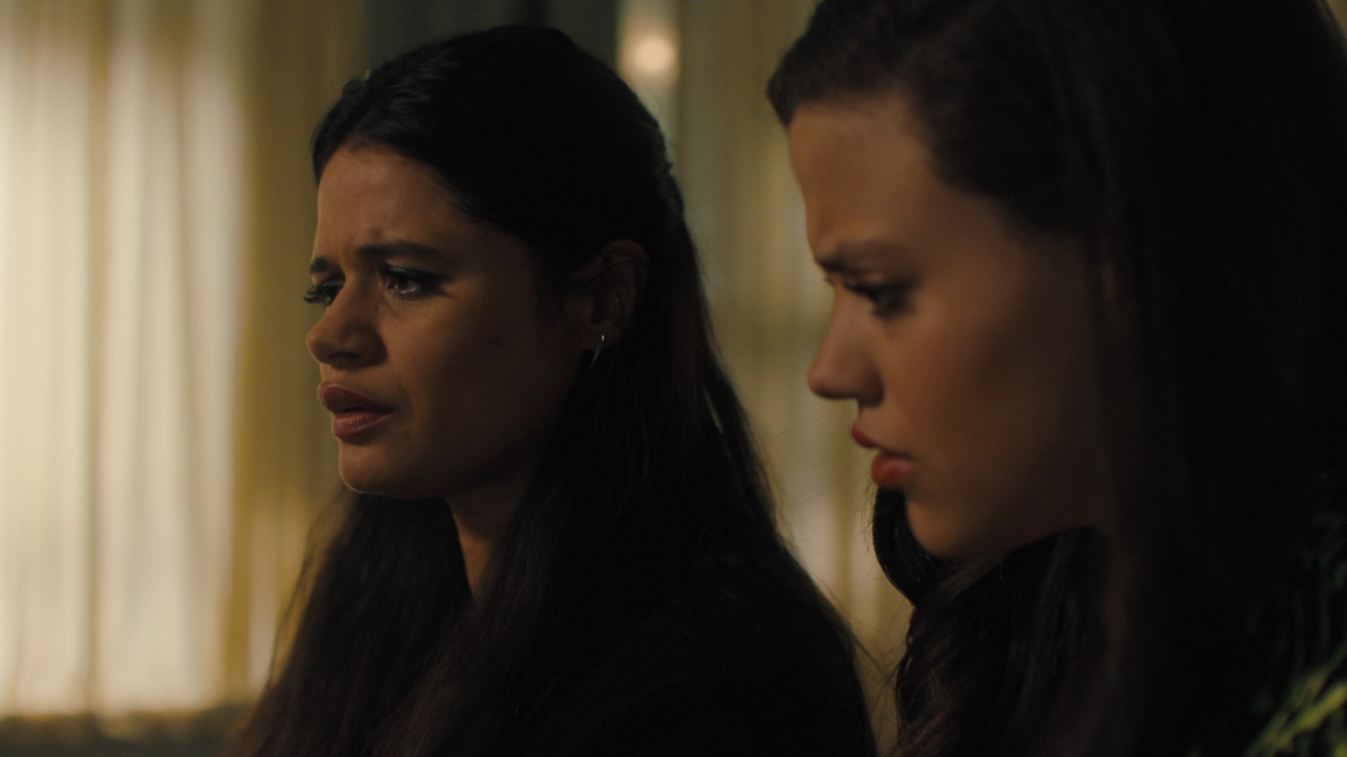 Charmed-Online-dot-nl_2x05TheTruthAboutCatsAndDogs02058.jpg