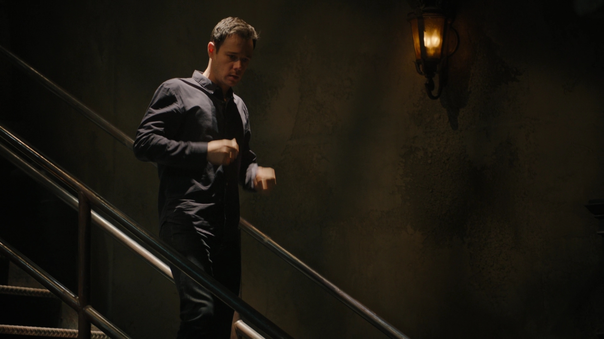 Charmed-Online-dot-nl_2x05TheTruthAboutCatsAndDogs02337.jpg