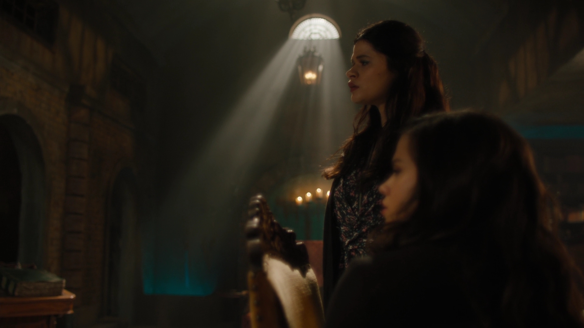Charmed-Online-dot-nl_2x05TheTruthAboutCatsAndDogs02363.jpg