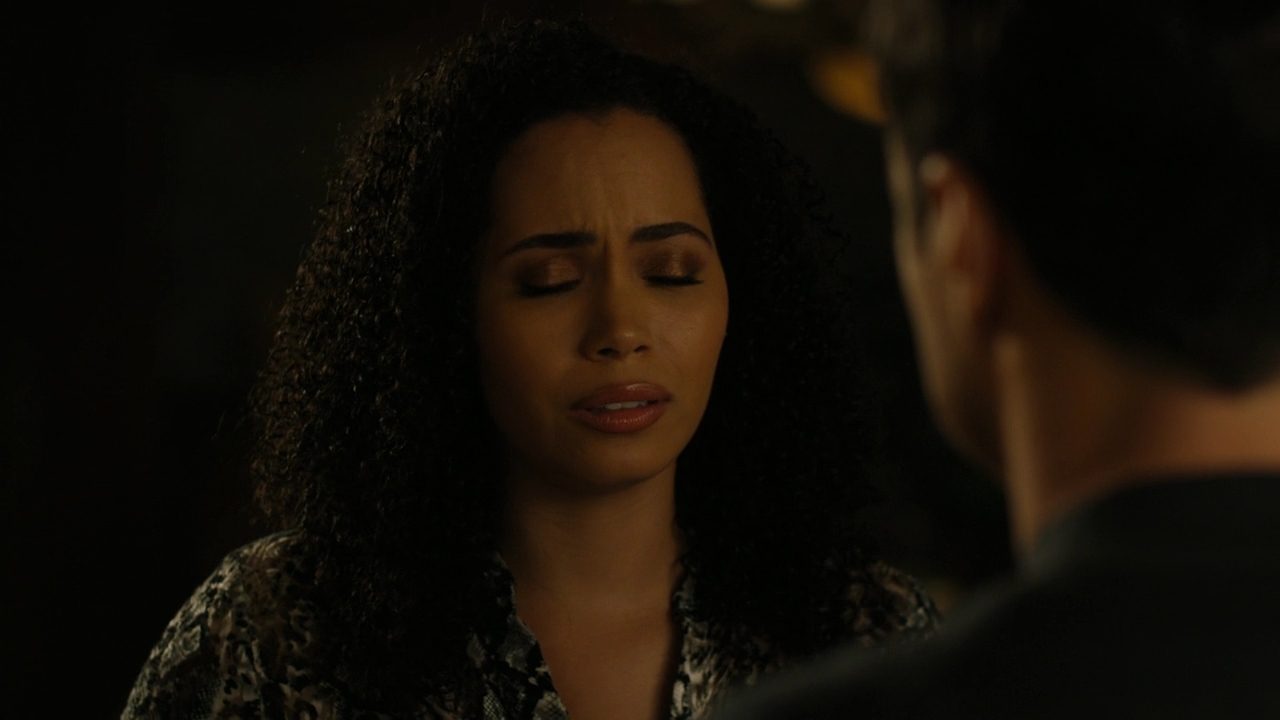 Charmed-Online-dot-nl_Charmed2x06WhenSparksFly00130.jpg