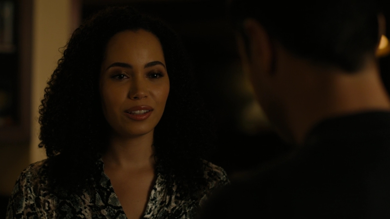 Charmed-Online-dot-nl_Charmed2x06WhenSparksFly00182.jpg
