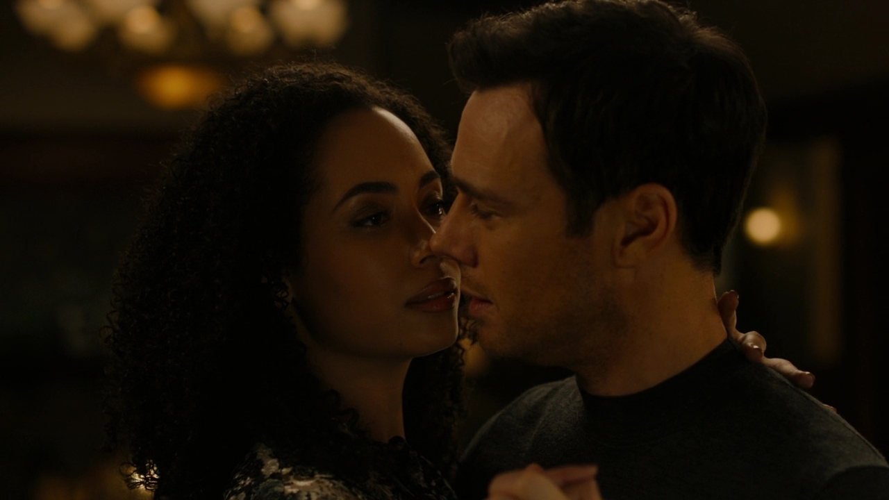 Charmed-Online-dot-nl_Charmed2x06WhenSparksFly00422.jpg