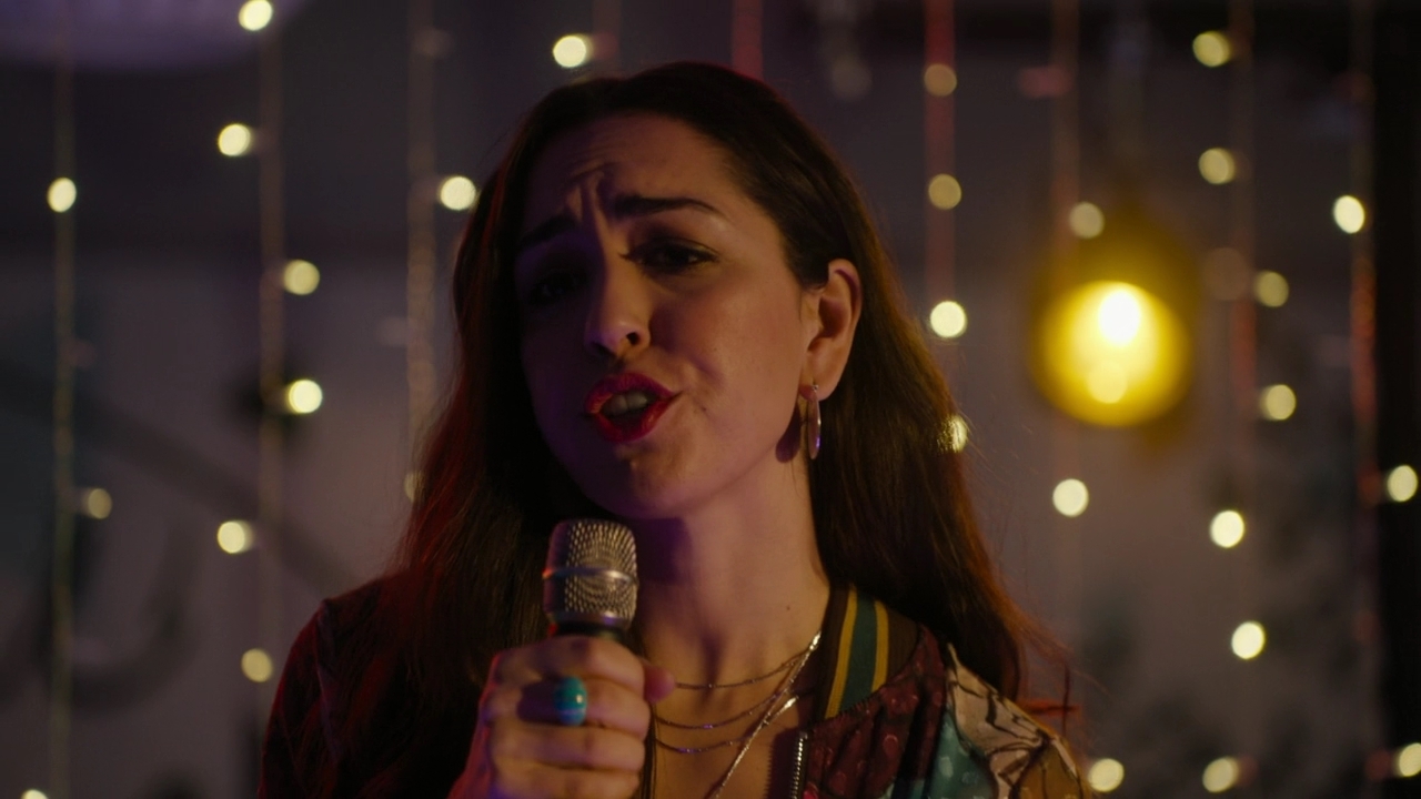 Charmed-Online-dot-nl_Charmed2x06WhenSparksFly00437.jpg