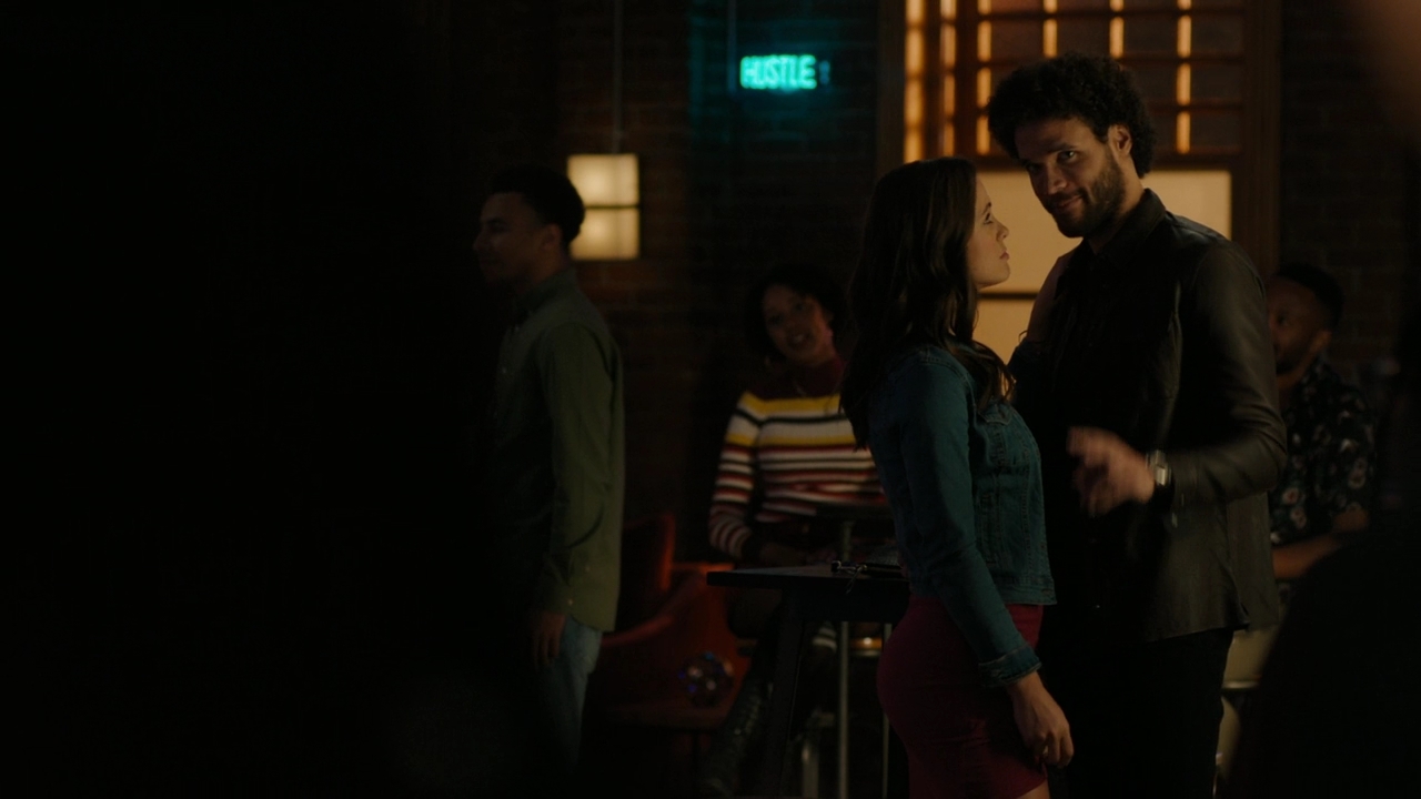 Charmed-Online-dot-nl_Charmed2x06WhenSparksFly00465.jpg