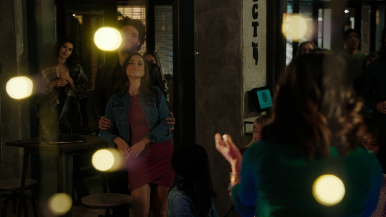 Charmed-Online-dot-nl_Charmed2x06WhenSparksFly00495.jpg