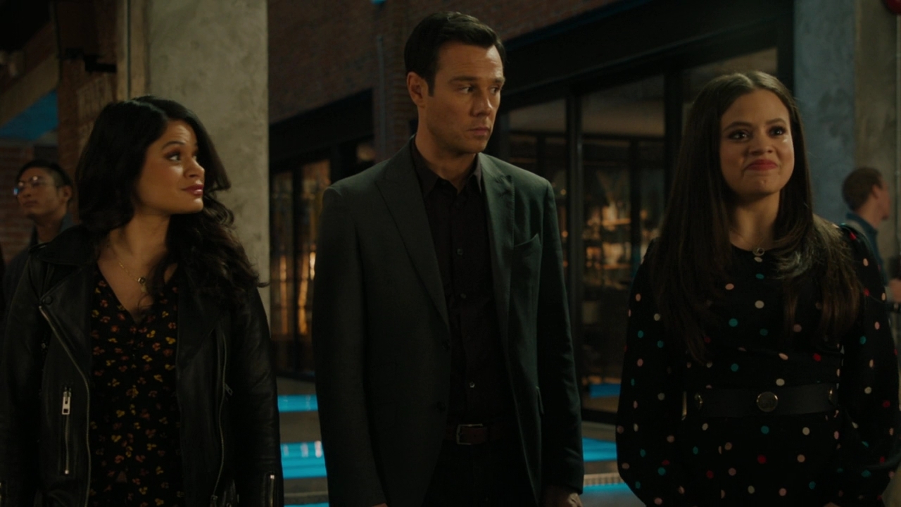 Charmed-Online-dot-nl_Charmed2x06WhenSparksFly00520.jpg