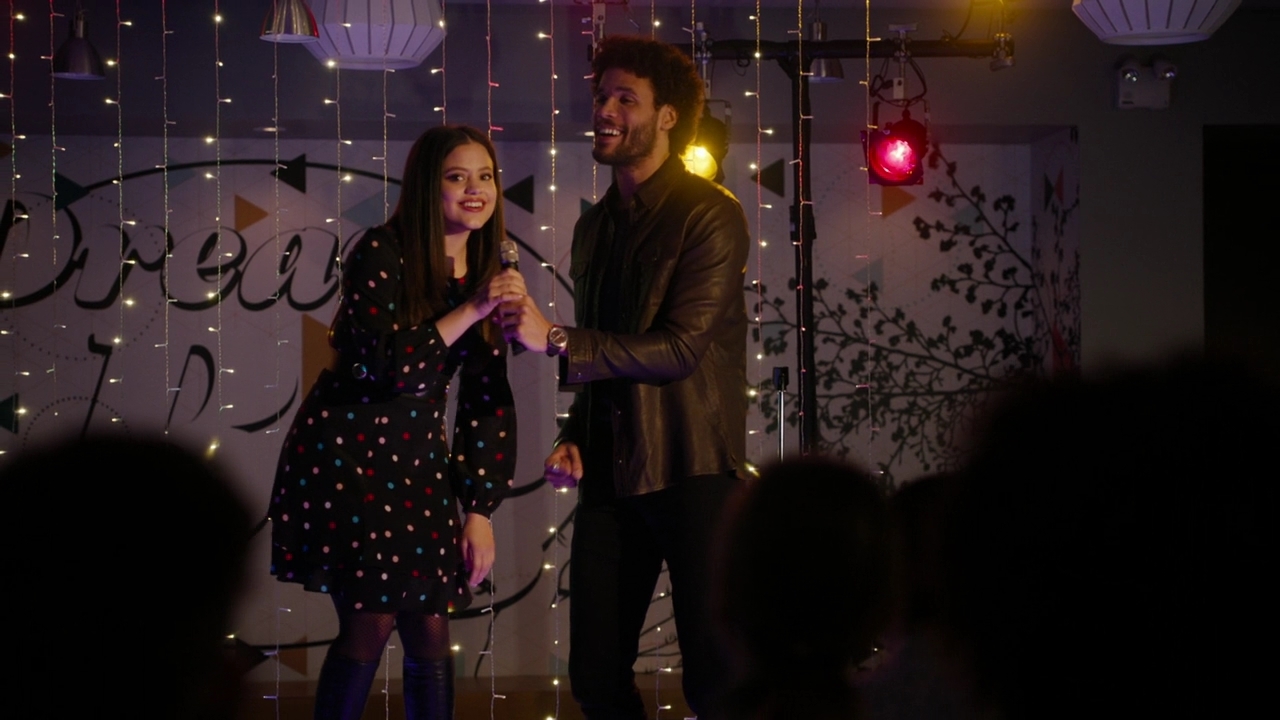 Charmed-Online-dot-nl_Charmed2x06WhenSparksFly00575.jpg