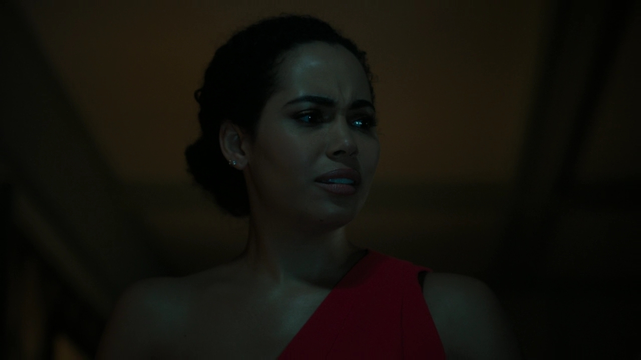 Charmed-Online-dot-nl_Charmed2x06WhenSparksFly00706.jpg