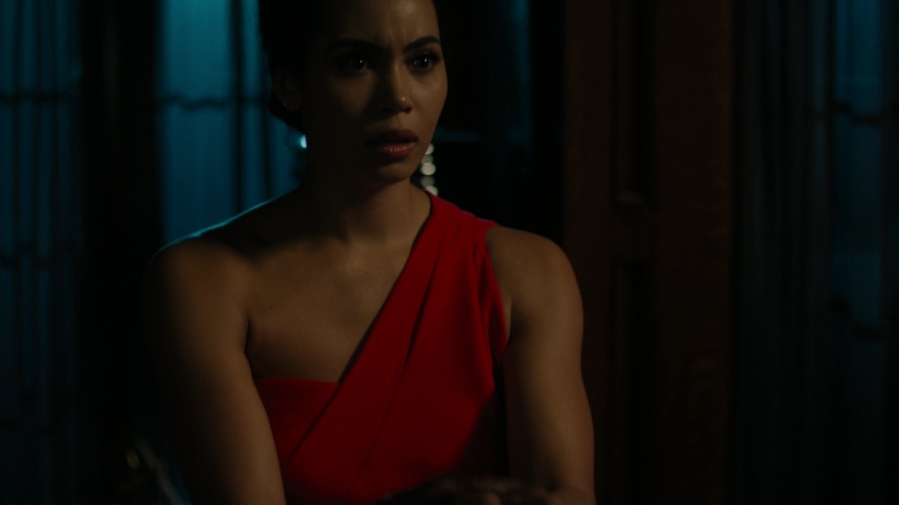 Charmed-Online-dot-nl_Charmed2x06WhenSparksFly00895.jpg