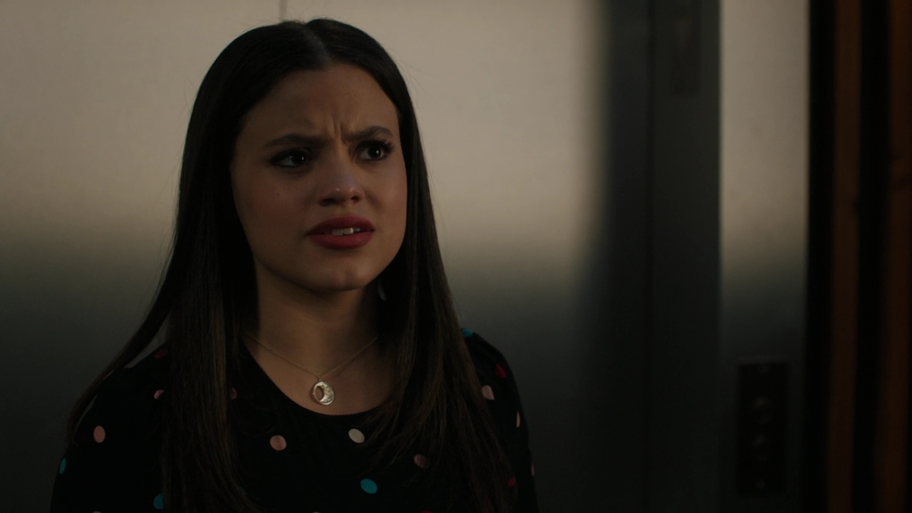 Charmed-Online-dot-nl_Charmed2x06WhenSparksFly00931.jpg