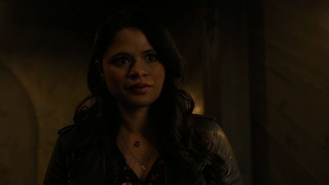 Charmed-Online-dot-nl_Charmed2x06WhenSparksFly00971.jpg