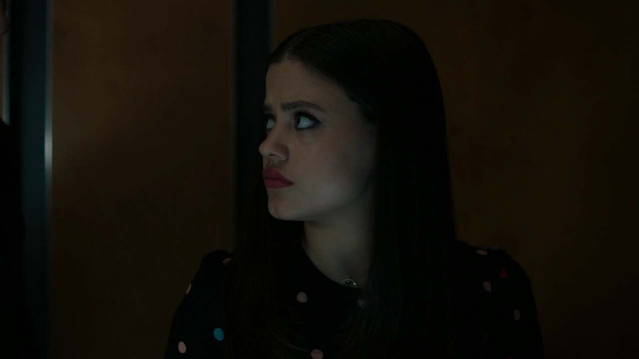 Charmed-Online-dot-nl_Charmed2x06WhenSparksFly01064.jpg
