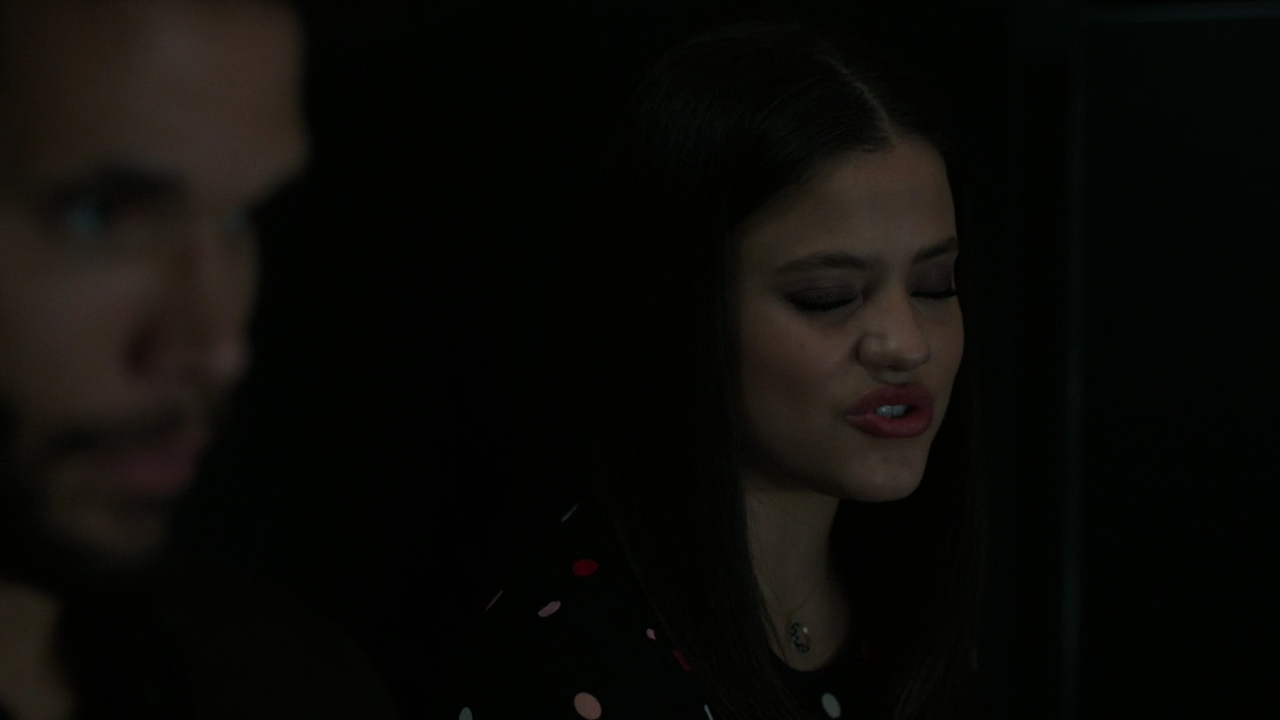 Charmed-Online-dot-nl_Charmed2x06WhenSparksFly01137.jpg