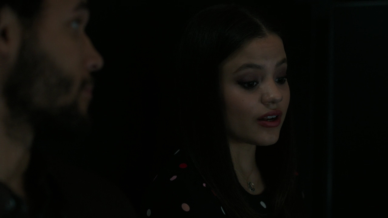 Charmed-Online-dot-nl_Charmed2x06WhenSparksFly01140.jpg