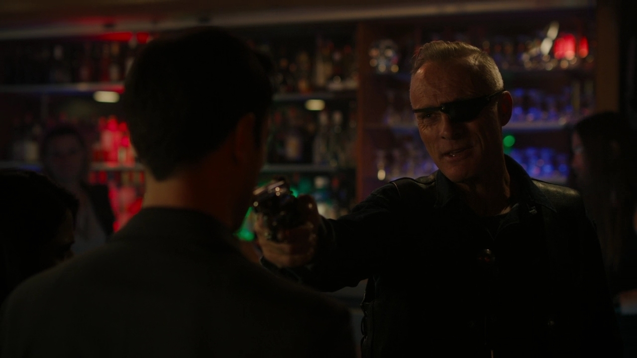 Charmed-Online-dot-nl_Charmed2x06WhenSparksFly01228.jpg