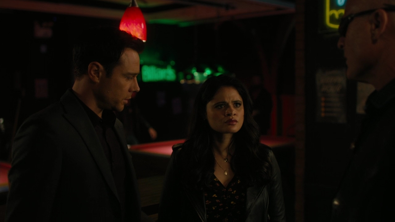 Charmed-Online-dot-nl_Charmed2x06WhenSparksFly01245.jpg