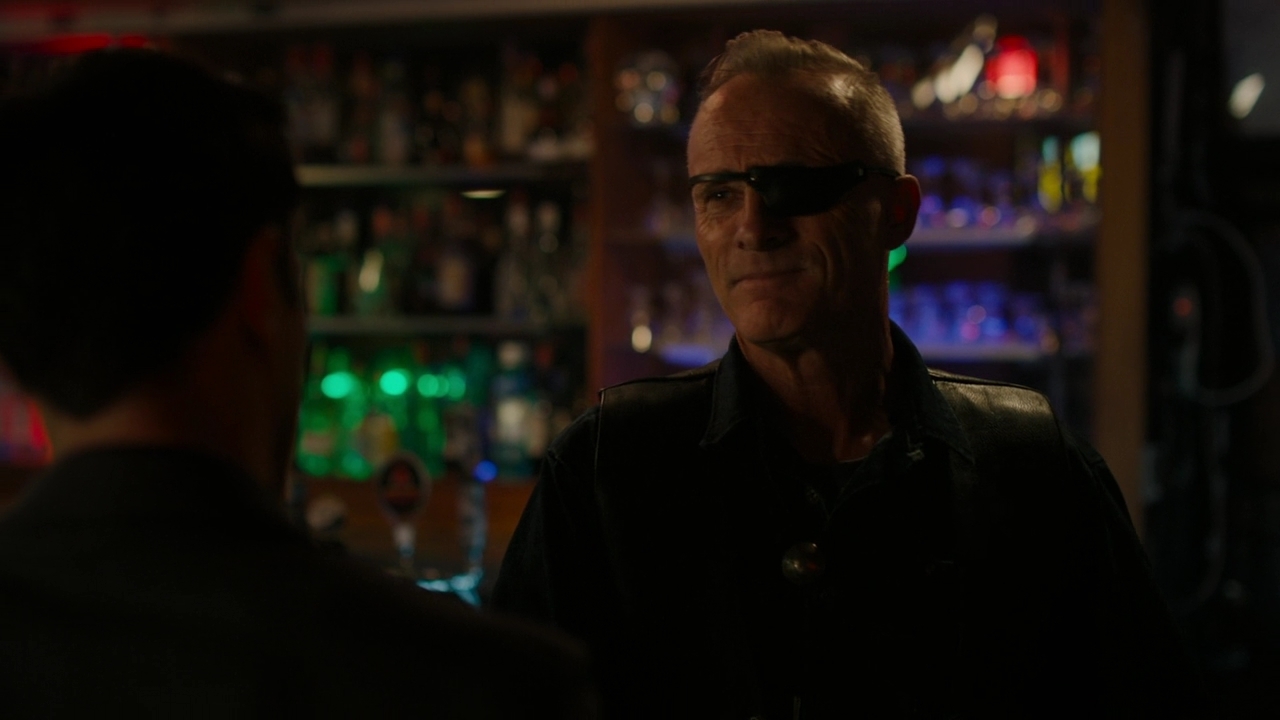 Charmed-Online-dot-nl_Charmed2x06WhenSparksFly01274.jpg