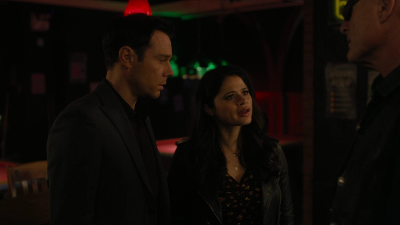 Charmed-Online-dot-nl_Charmed2x06WhenSparksFly01295.jpg