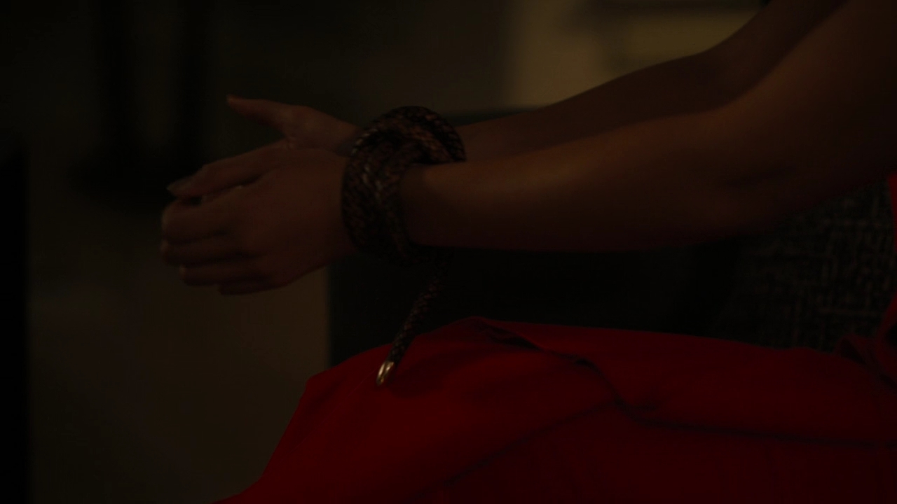 Charmed-Online-dot-nl_Charmed2x06WhenSparksFly01304.jpg