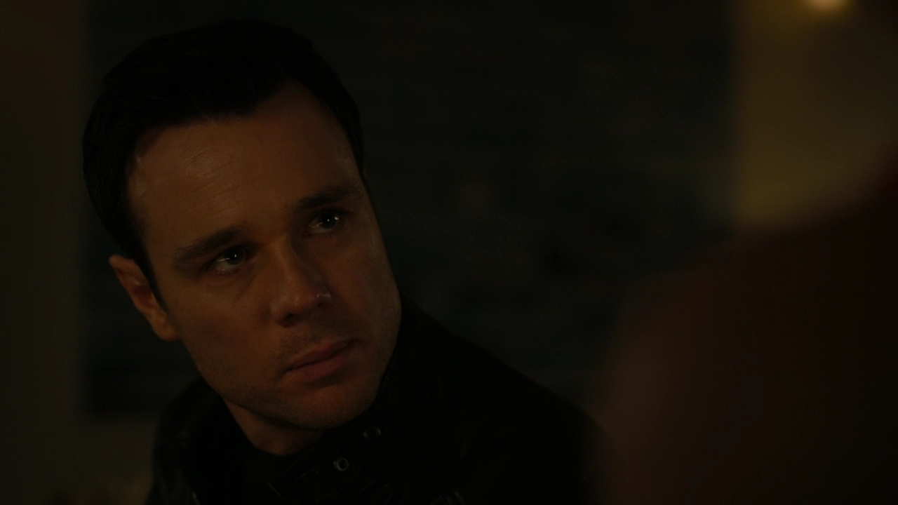Charmed-Online-dot-nl_Charmed2x06WhenSparksFly01378.jpg