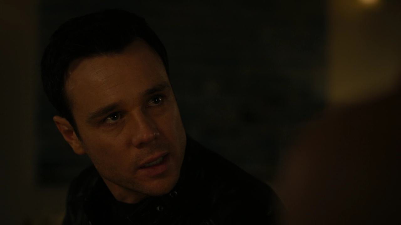 Charmed-Online-dot-nl_Charmed2x06WhenSparksFly01379.jpg