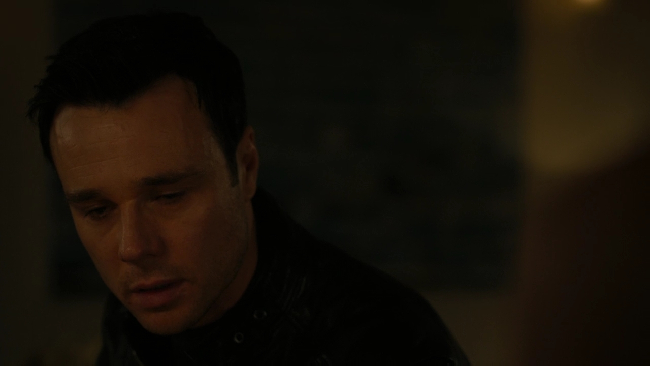 Charmed-Online-dot-nl_Charmed2x06WhenSparksFly01390.jpg