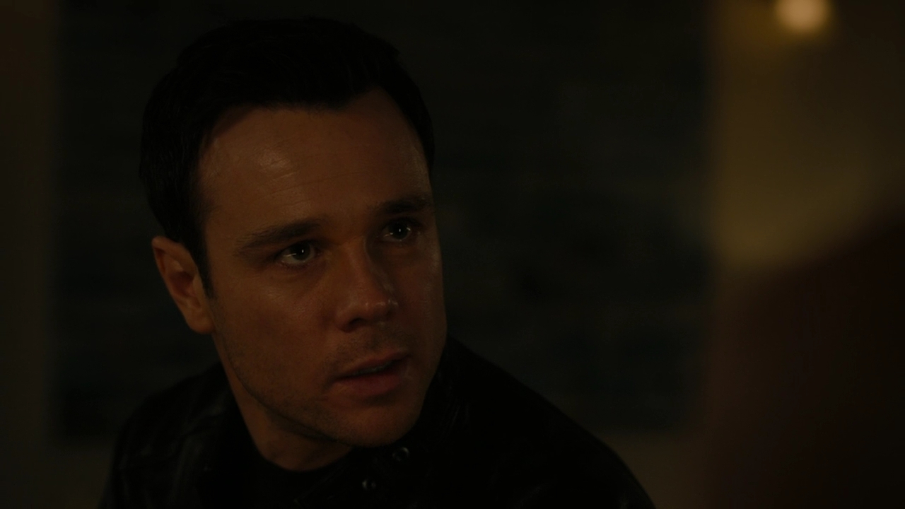Charmed-Online-dot-nl_Charmed2x06WhenSparksFly01403.jpg