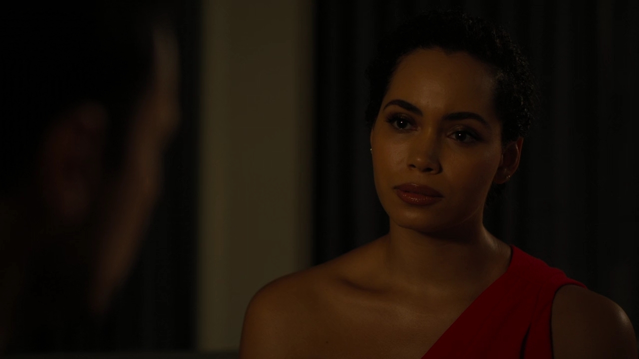 Charmed-Online-dot-nl_Charmed2x06WhenSparksFly01442.jpg