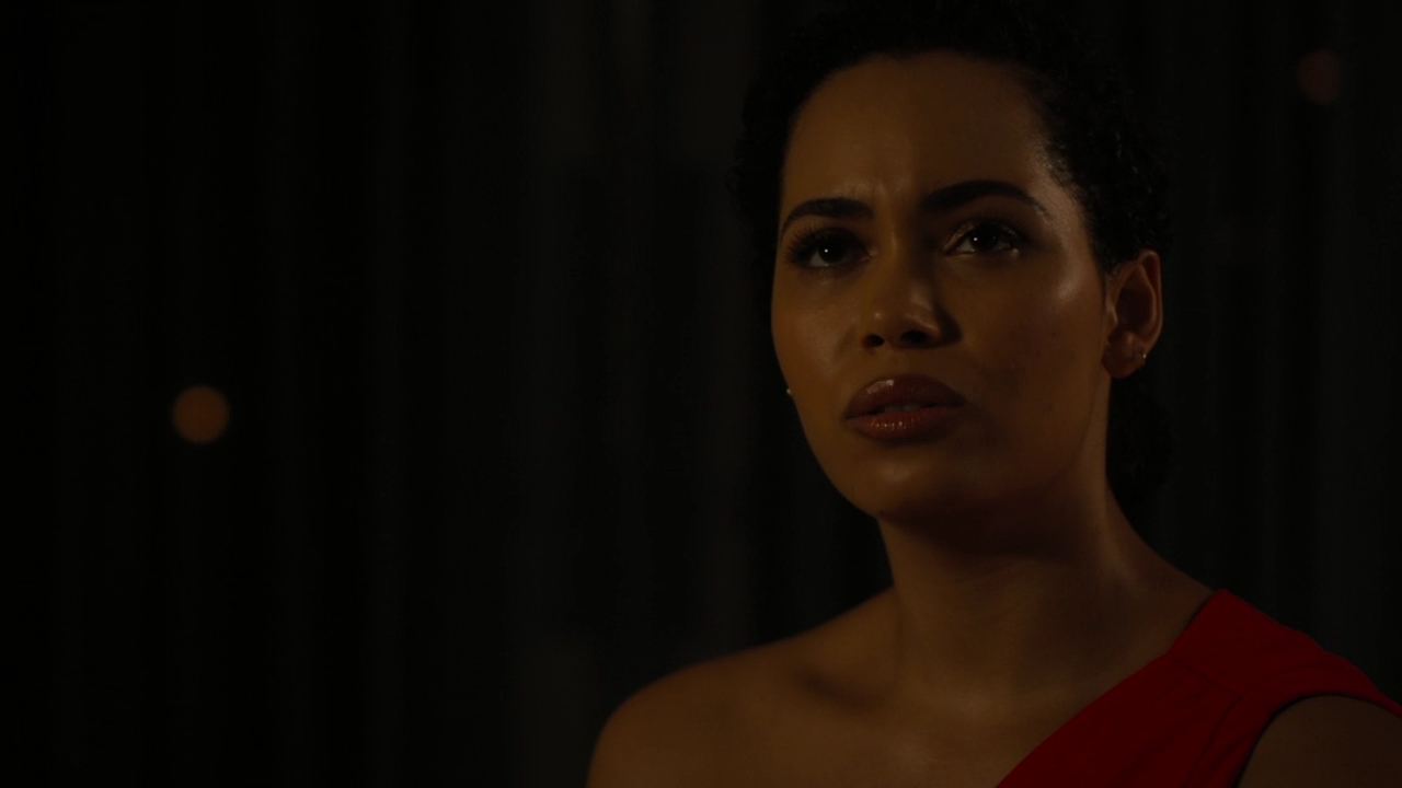 Charmed-Online-dot-nl_Charmed2x06WhenSparksFly01448.jpg