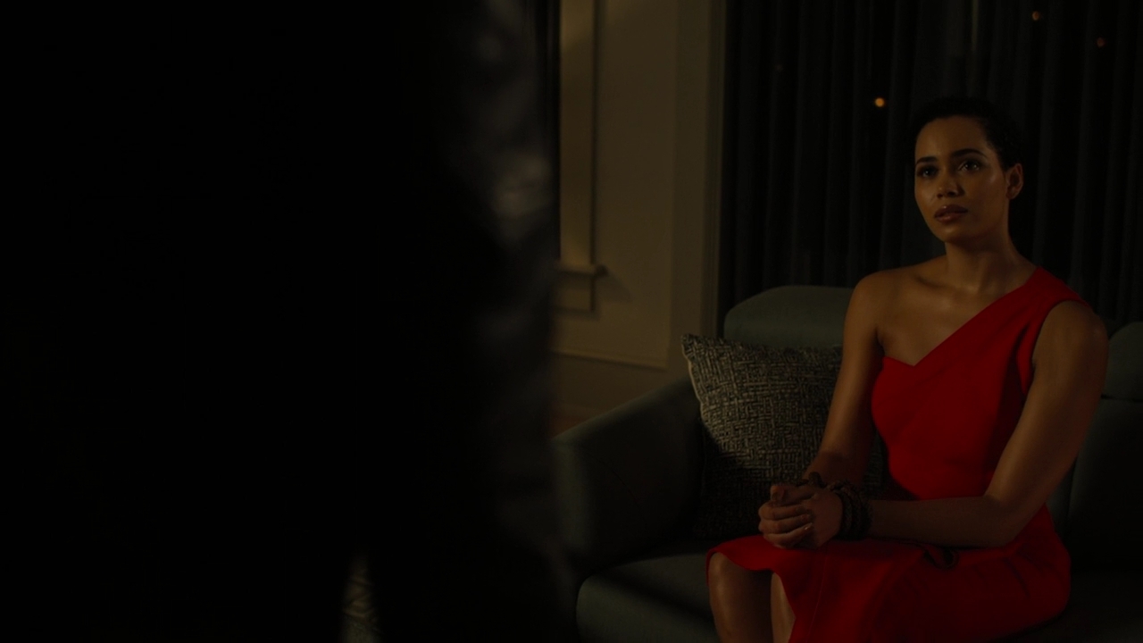 Charmed-Online-dot-nl_Charmed2x06WhenSparksFly01456.jpg