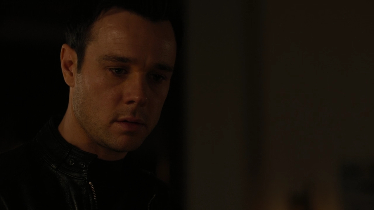 Charmed-Online-dot-nl_Charmed2x06WhenSparksFly01459.jpg
