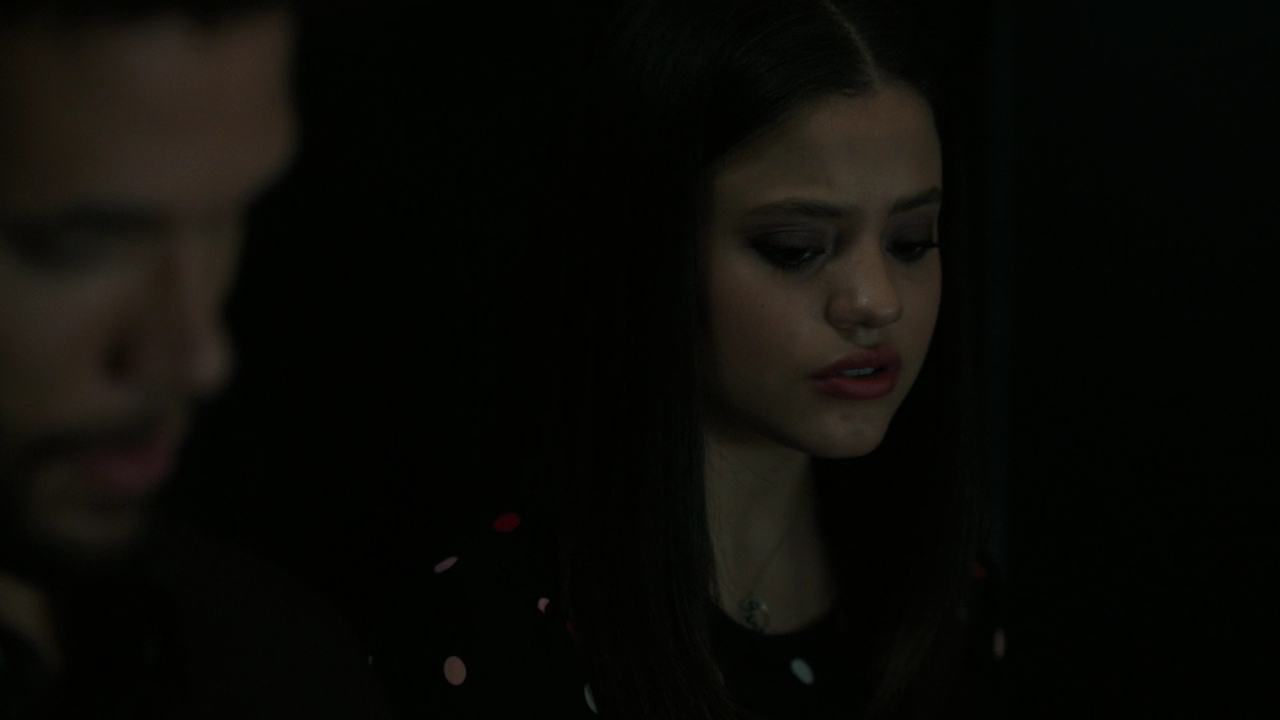 Charmed-Online-dot-nl_Charmed2x06WhenSparksFly01504.jpg