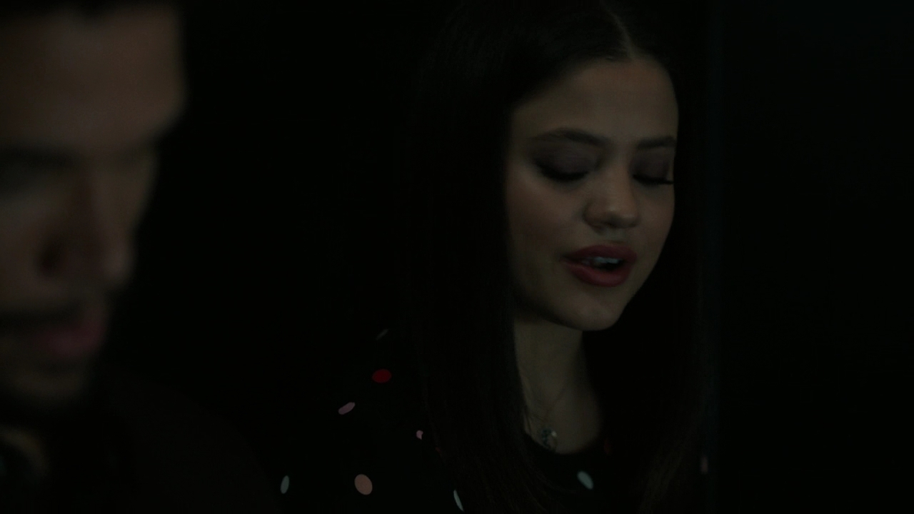 Charmed-Online-dot-nl_Charmed2x06WhenSparksFly01507.jpg