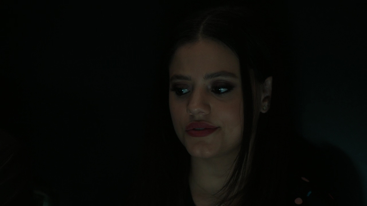 Charmed-Online-dot-nl_Charmed2x06WhenSparksFly01515.jpg