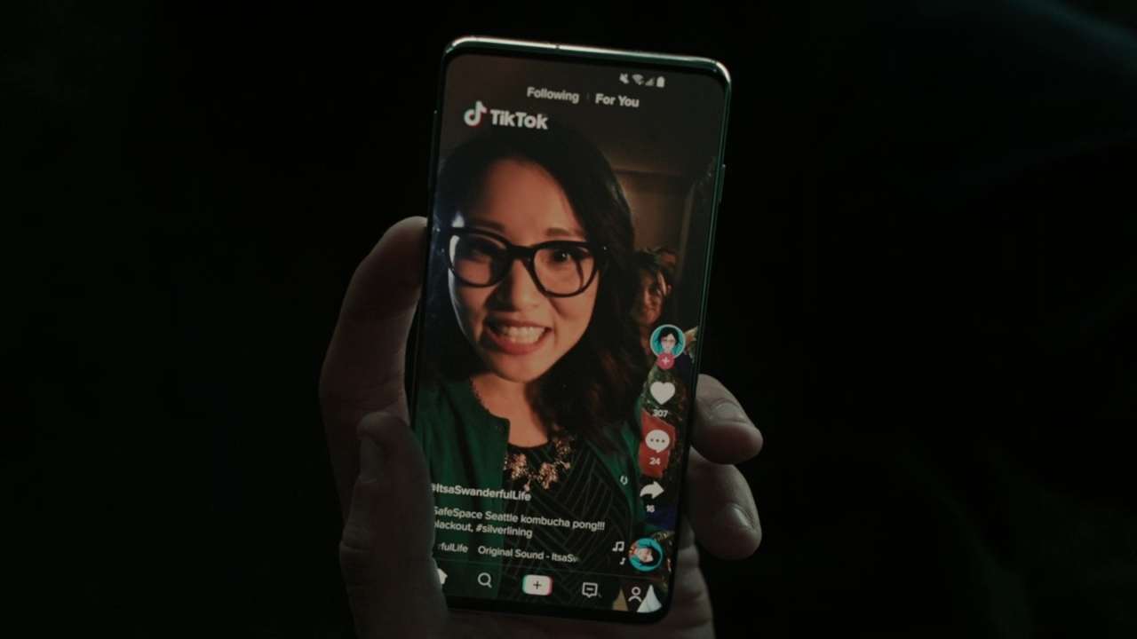 Charmed-Online-dot-nl_Charmed2x06WhenSparksFly01546.jpg
