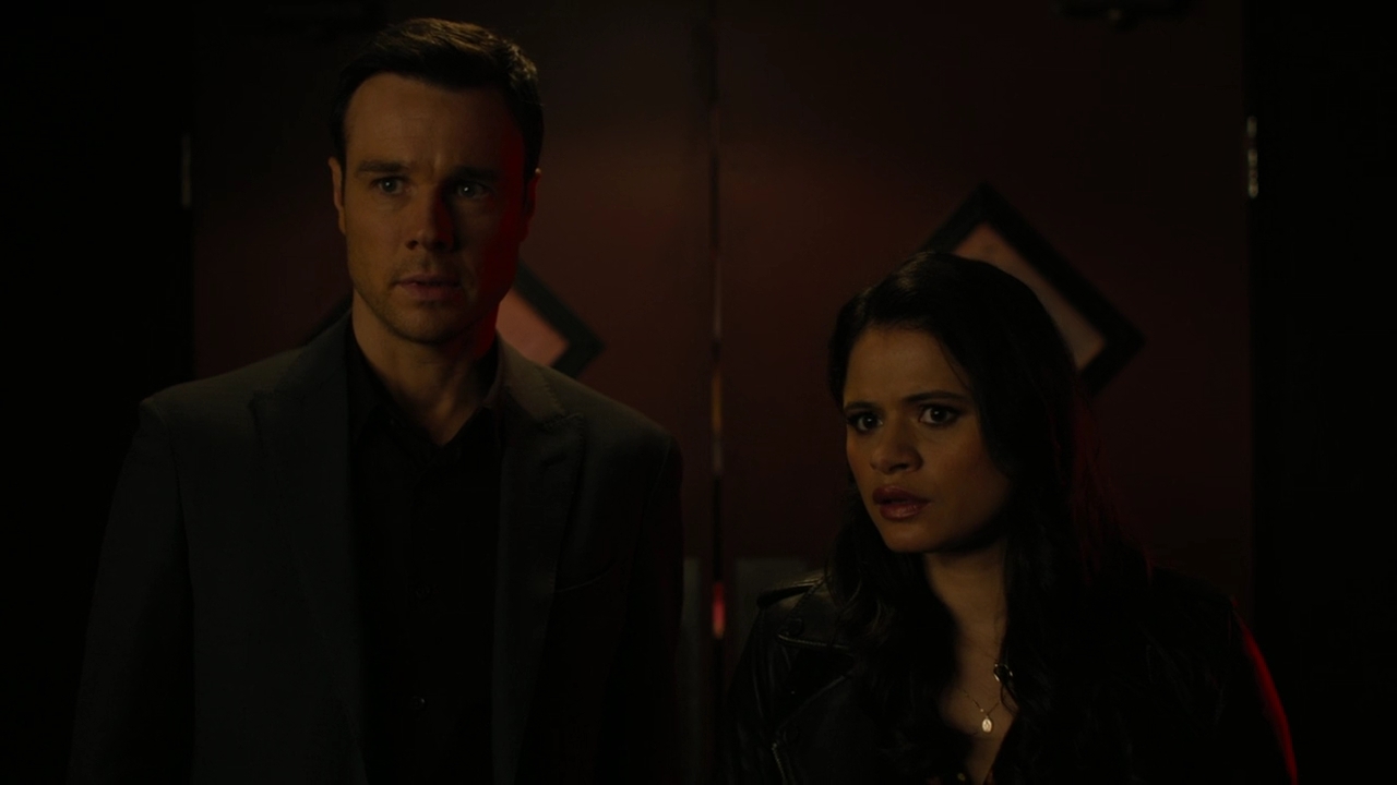 Charmed-Online-dot-nl_Charmed2x06WhenSparksFly01618.jpg