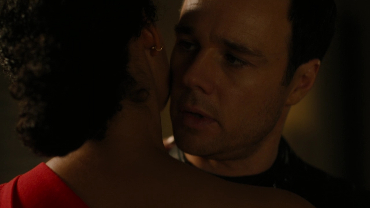 Charmed-Online-dot-nl_Charmed2x06WhenSparksFly01683.jpg