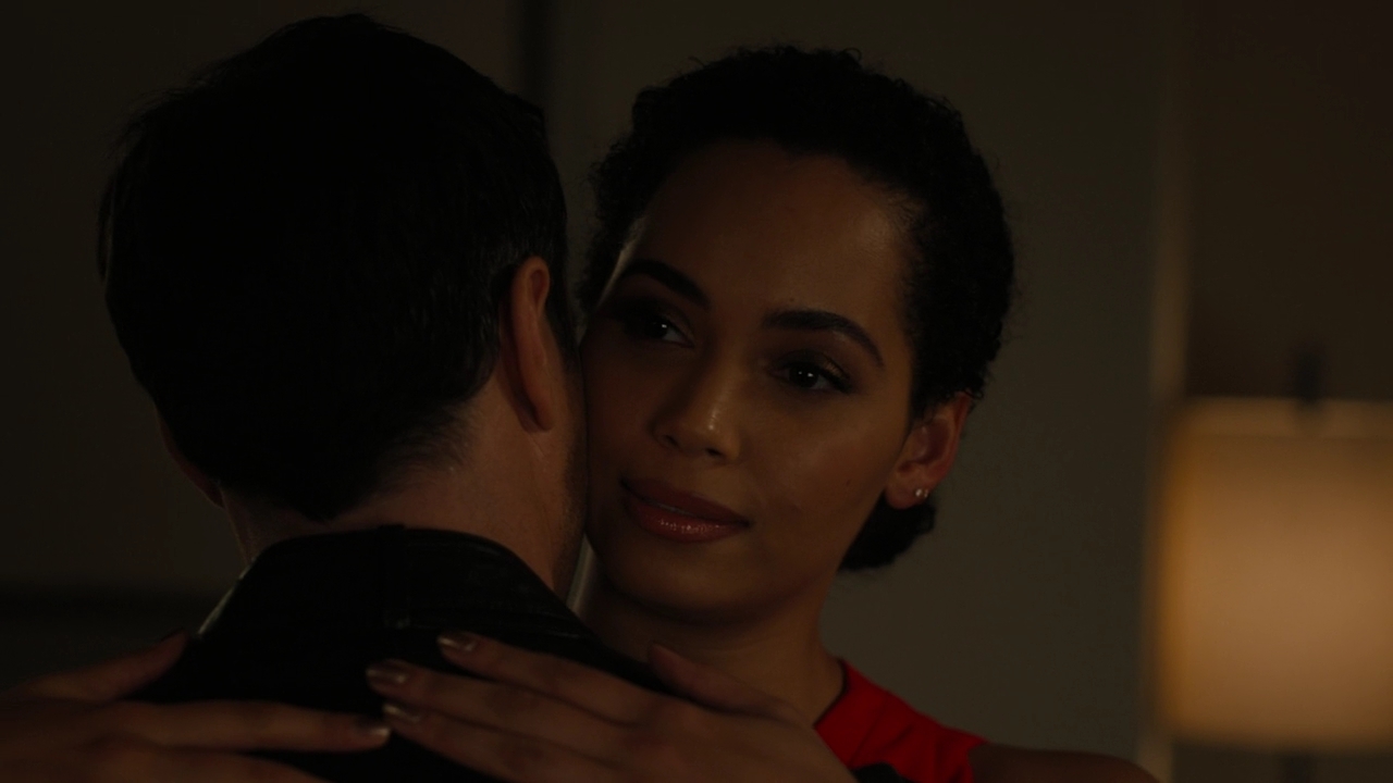Charmed-Online-dot-nl_Charmed2x06WhenSparksFly01690.jpg