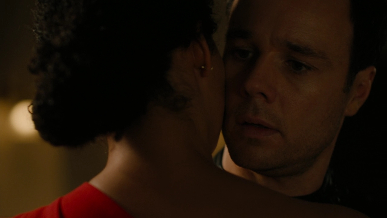 Charmed-Online-dot-nl_Charmed2x06WhenSparksFly01700.jpg