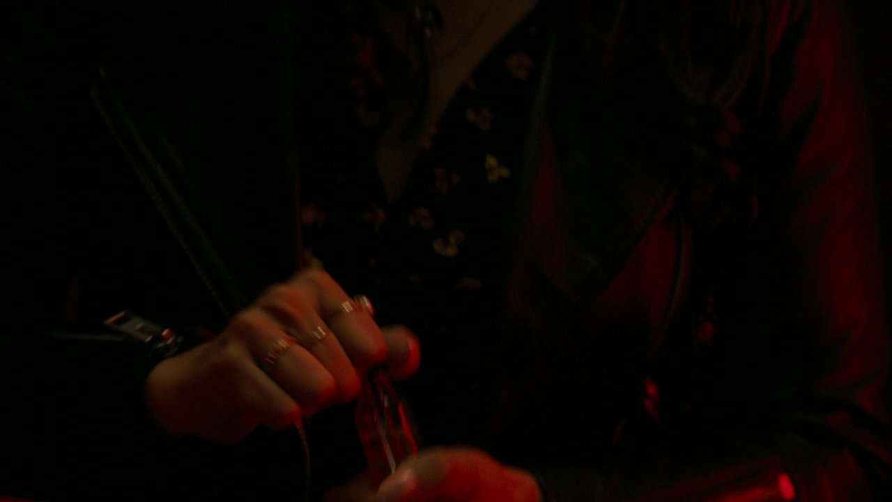 Charmed-Online-dot-nl_Charmed2x06WhenSparksFly01724.jpg