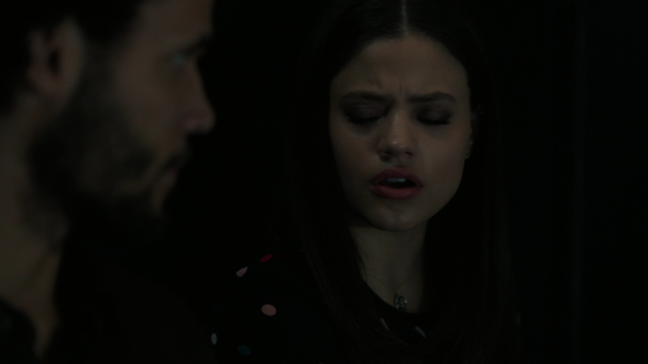 Charmed-Online-dot-nl_Charmed2x06WhenSparksFly01781.jpg