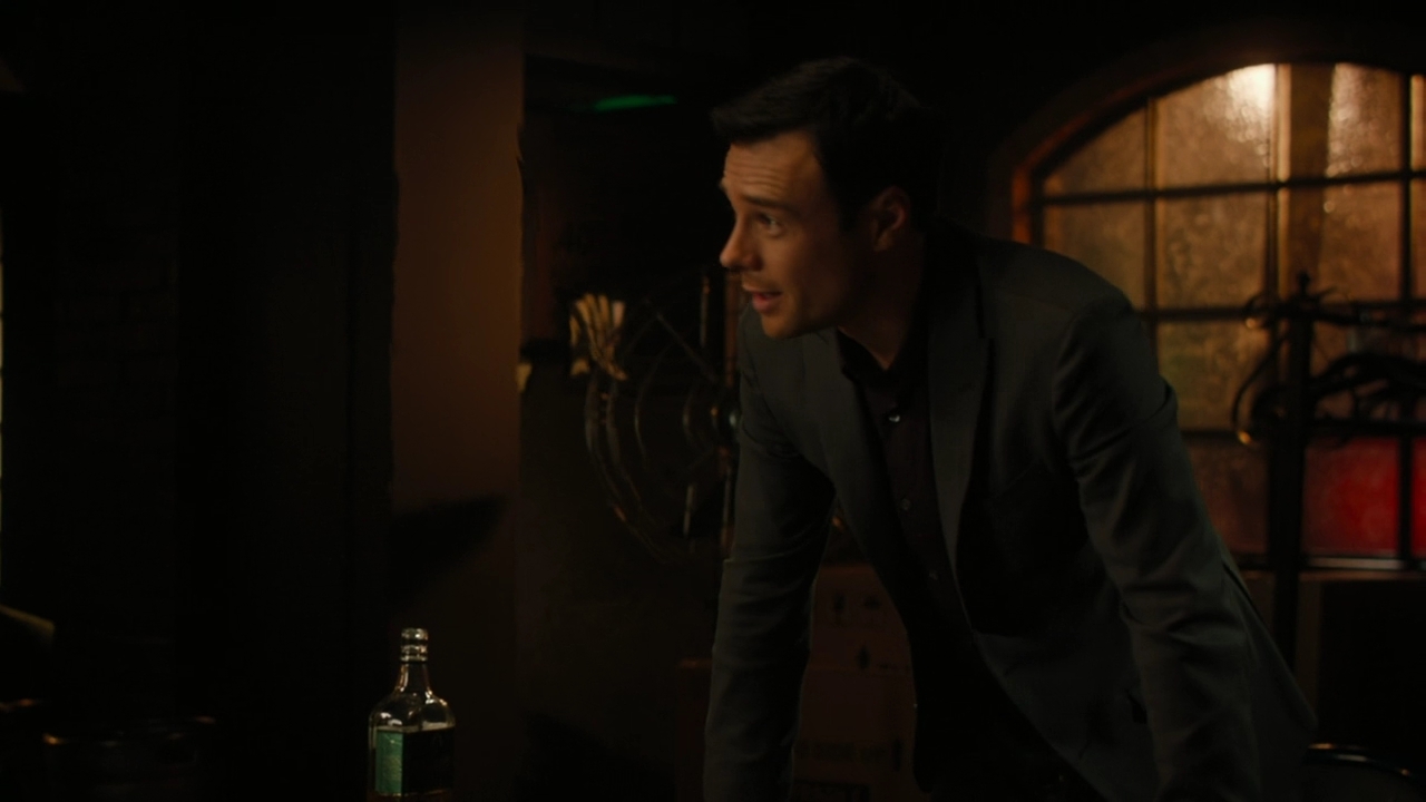 Charmed-Online-dot-nl_Charmed2x06WhenSparksFly01919.jpg