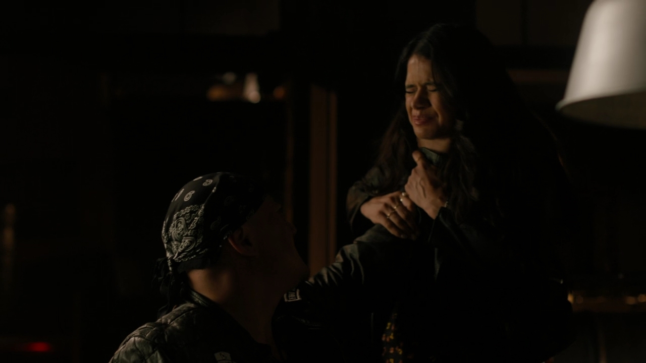 Charmed-Online-dot-nl_Charmed2x06WhenSparksFly01949.jpg