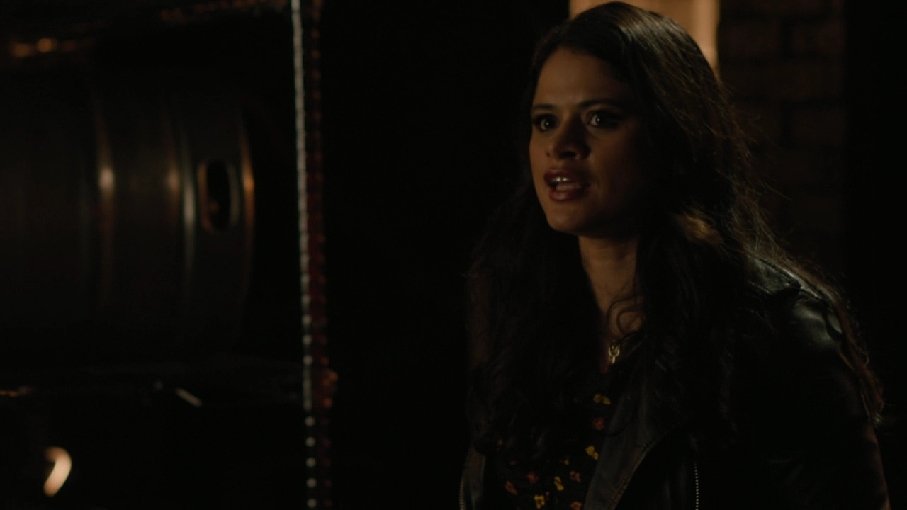 Charmed-Online-dot-nl_Charmed2x06WhenSparksFly01957.jpg