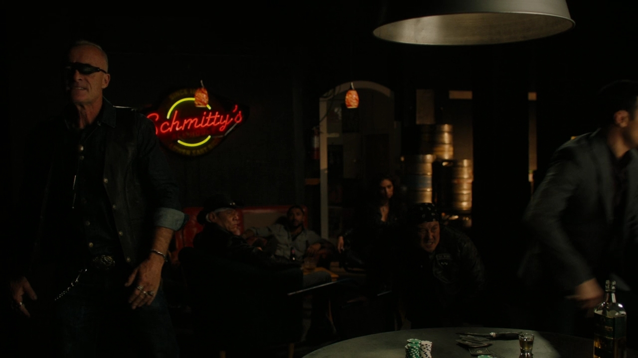 Charmed-Online-dot-nl_Charmed2x06WhenSparksFly01971.jpg