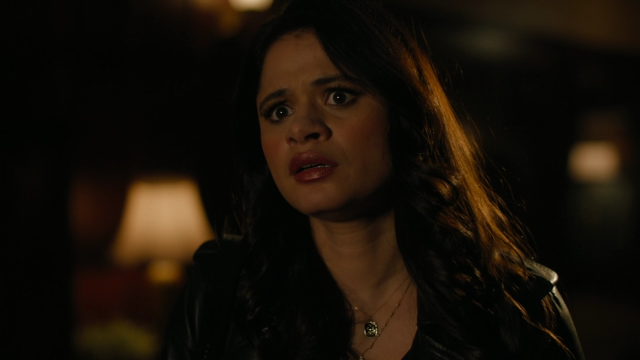 Charmed-Online-dot-nl_Charmed2x06WhenSparksFly02089.jpg