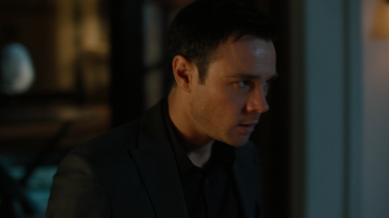 Charmed-Online-dot-nl_Charmed2x06WhenSparksFly02124.jpg