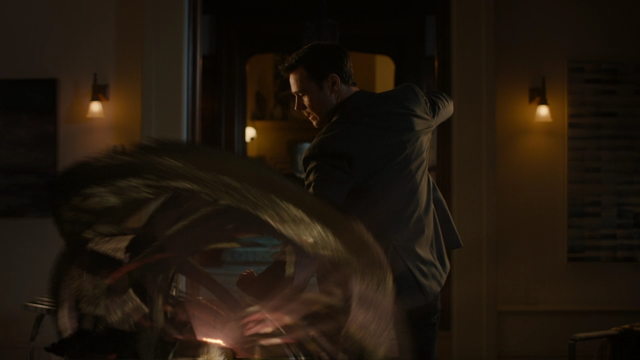 Charmed-Online-dot-nl_Charmed2x06WhenSparksFly02174.jpg